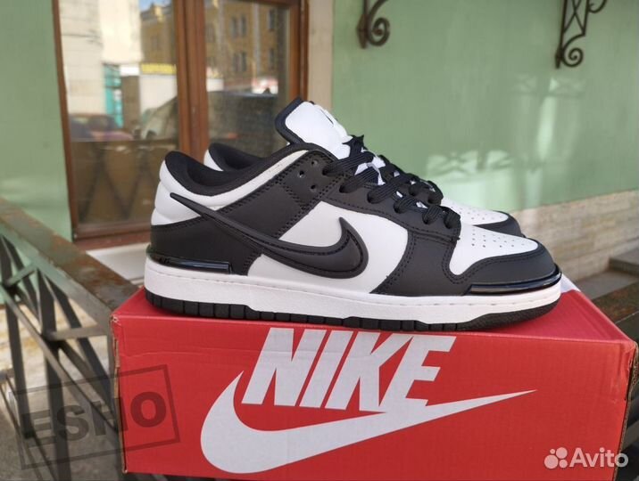 Nike Dunk Low Twist Panda