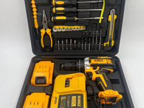 Шуруповерт dewalt + набор