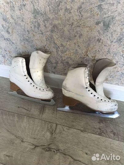Коньки для фигурного катания edea