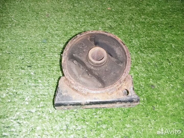 Передняя опора двигателя Mitsubishi ASX