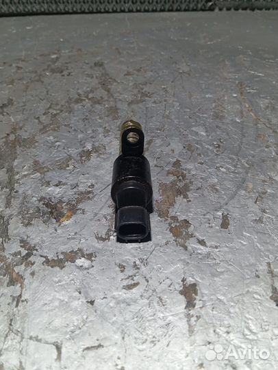 Клапан фазорегулятора Kia Sorento 2 рест. XM 2012