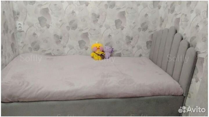 Детская кровать с мягкими бортиками