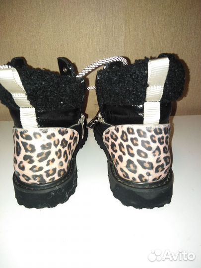 Зимние женские ботинки36р-р