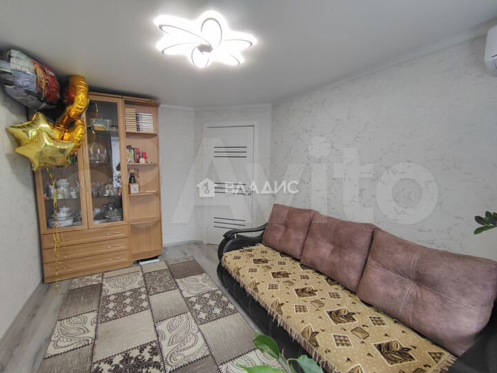 3-к. квартира, 55 м², 2/4 эт.