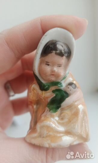 Статуэтки, фигурки: фарфор, керамика, полистоун