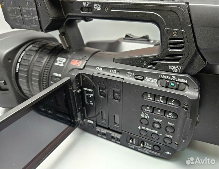 Canon XF200