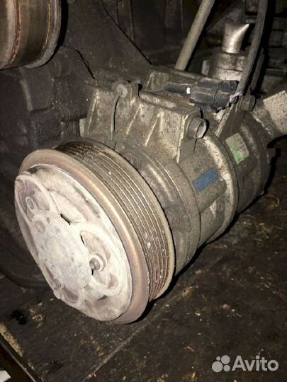 Компрессор кондиционера QR20DE Nissan Serena C24 T