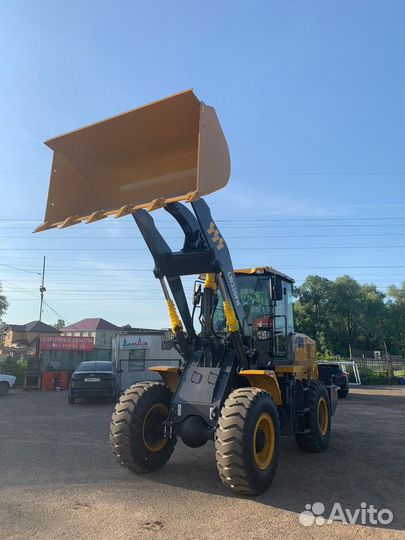 Фронтальный погрузчик XCMG LW330FN, 2023