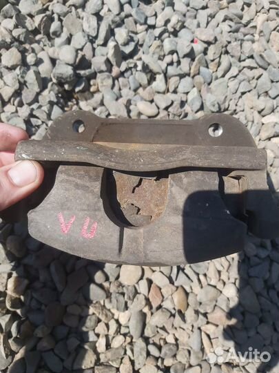 Суппорта передние volvo 940