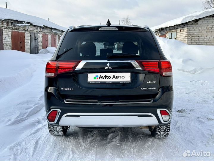 Mitsubishi Outlander 2.0 CVT, 2019, 64 900 км