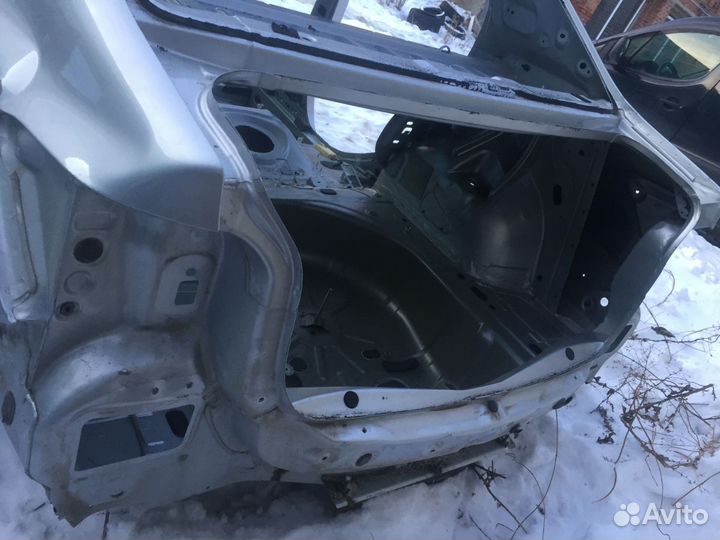 Панель задка задняя Фартук Renault logan 2