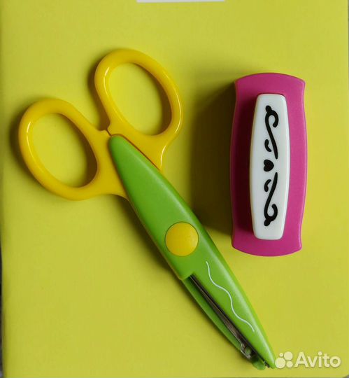 Фигурный дырокол, ножницы