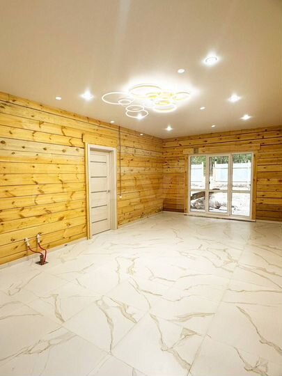 Дом 180 м² на участке 6,5 сот.