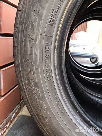 Nitto NT860C 215/60 R16