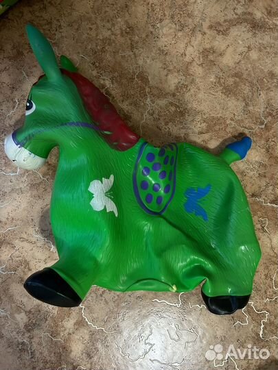 Динозавр попрыгун