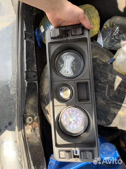 Приборная панель ваз 2105