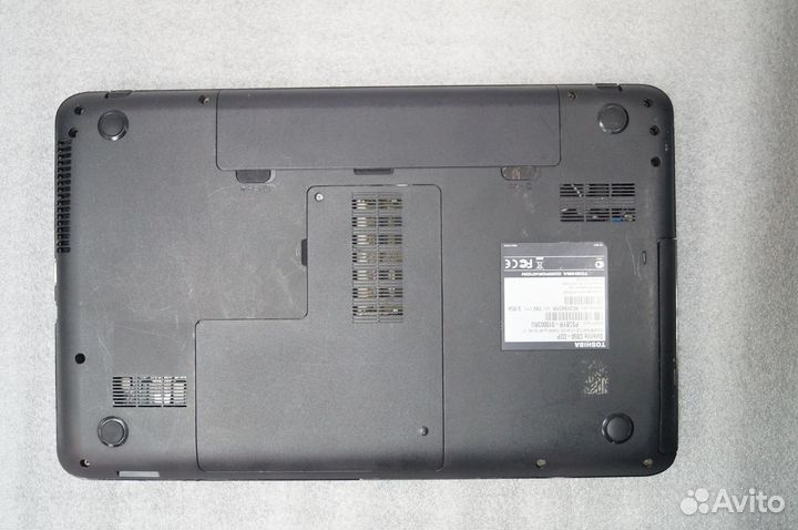 Toshiba C850 i3-2338m