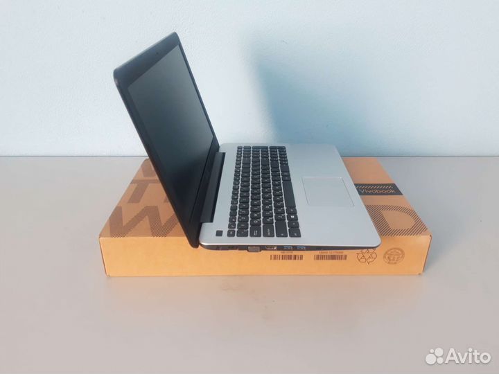 Новый 4х ядерный ноутбук Asus/Гарантия 1год/8/256