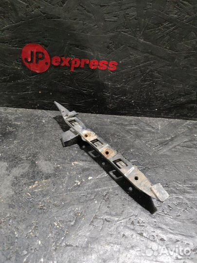 Кронштейн бампера передний правый Bmw 5 E61 N52B25