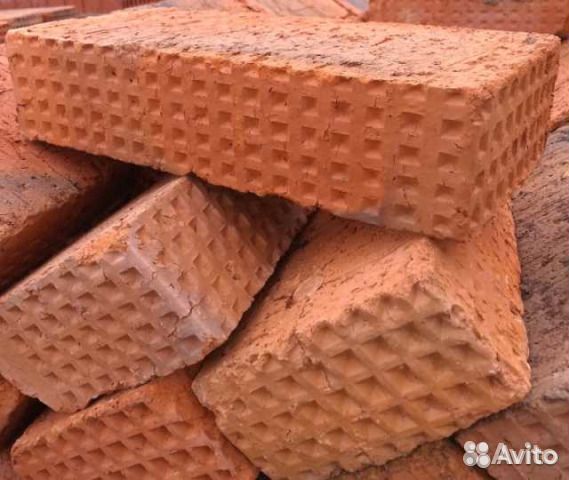 Кирпич