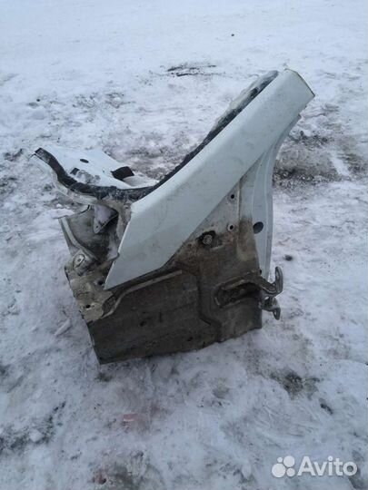 Стойка передняя левая солярис 1