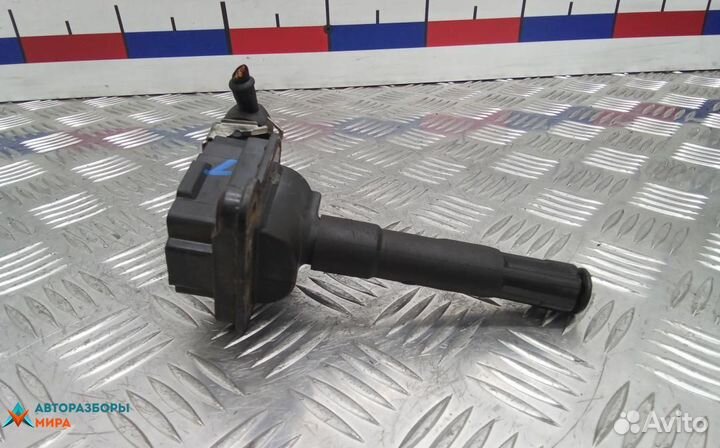 Катушка зажигания Volkswagen Passat B5 2000