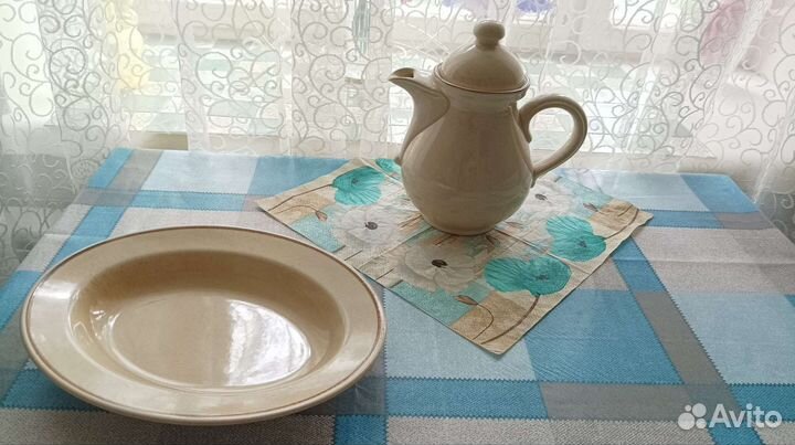 Набор столовой посуды новый