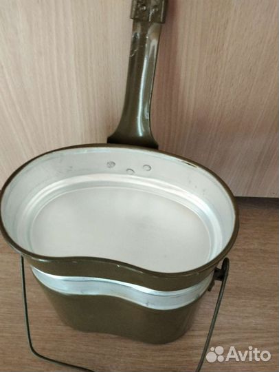 Котелок армейский