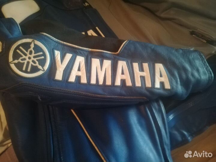 Мотокуртка кожаная yamaha