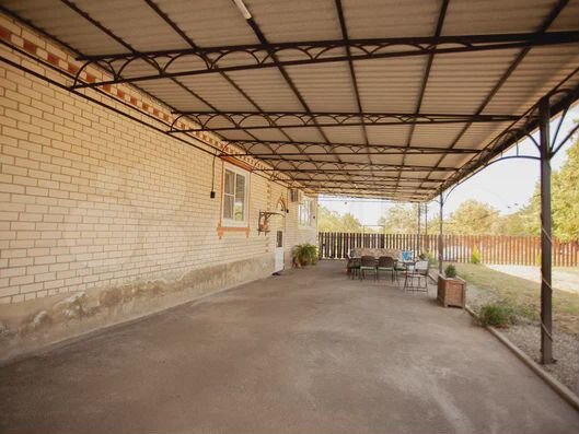 Дом 220 м² на участке 19 сот.