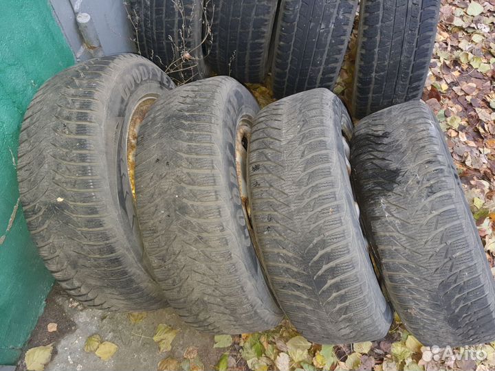 Колеса 215 65 16 зимние goodyear