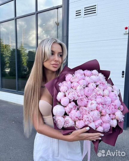 Букет цветов пионы с доставкой