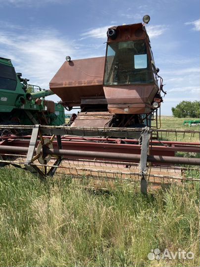 Комбайн Нива-Сельхозтехника СКА-5, 1993