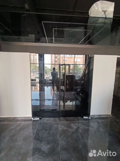 Стеклянные ограждения, перегородки из стекла