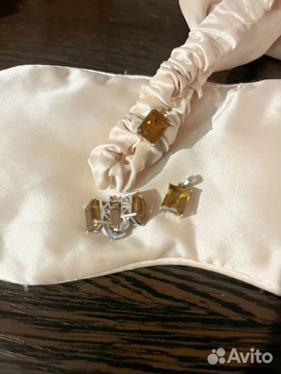 Ювелирный набор из серебра 875 с султанитом