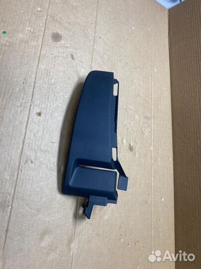 Накладка задней левой стойки под ременьCorollaE210