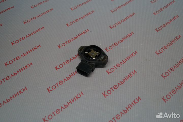 Nissan 22620-31U00 Датчик положения дросселя