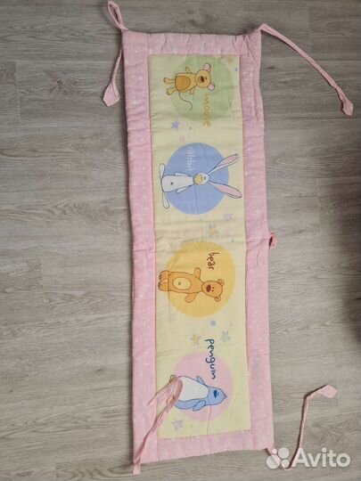 Бортики в кроватку, постельное, балдахин