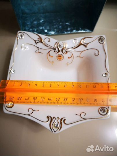 Розетка для варенья