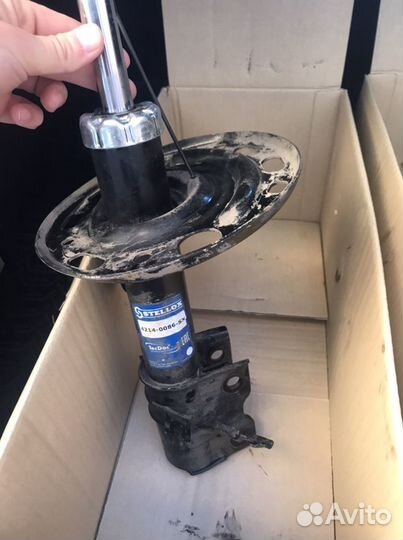 Амортизаторы Nissan Teana