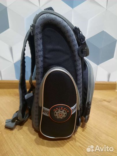 Школьный рюкзак Grizzly