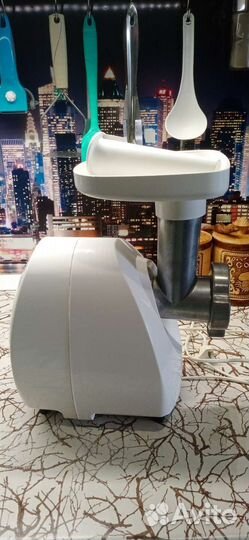 Мясорубка электрическая