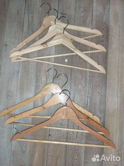 Плечики деревянные