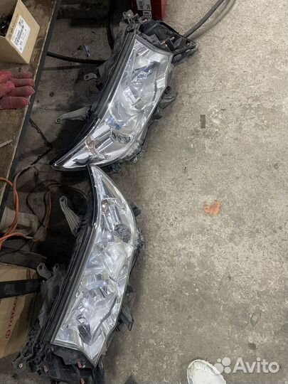 Фары передние Toyota Land Cruiser Prado 150