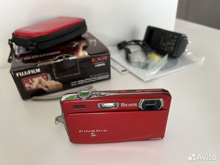 Цифровой фотоаппарат Fujifilm Finepix Z900exr