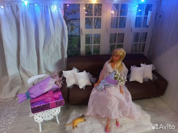 Диван для кукол Барби,Фицен и других