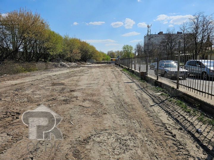 Продам торговое помещение, 680 м²