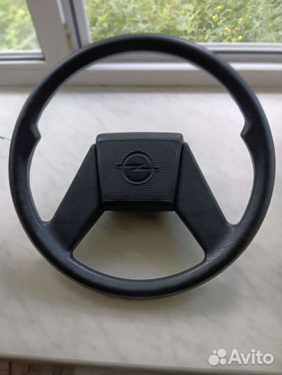 Руль Опель Аскона