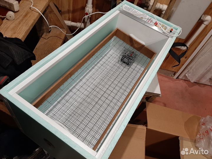 Инкубатор для яиц автоматический