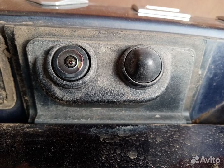 Камера заднего вида на Рейнж Ровер IV 2016г